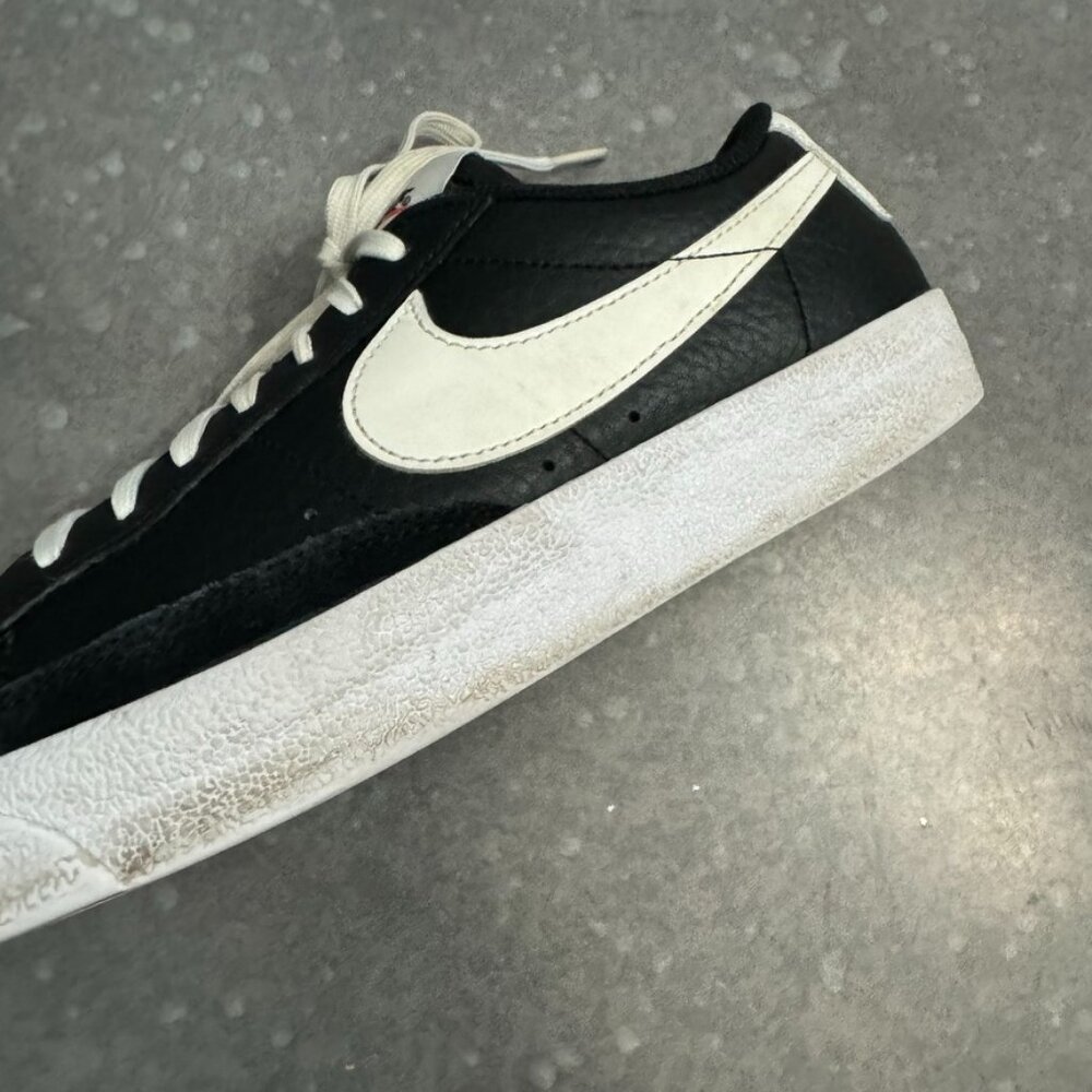 Shoes Nike BLAZER LOW 77 DA4074-002 Sneakers - Picture 8 of 14